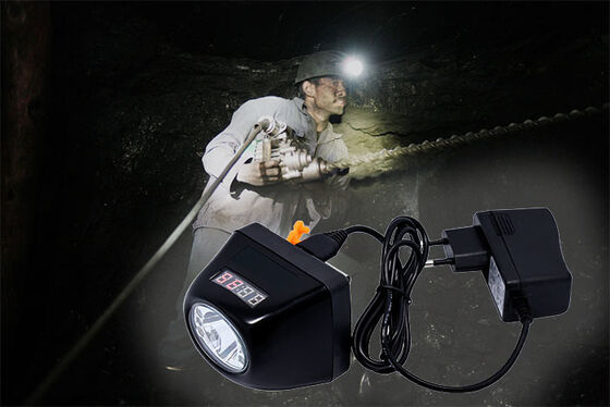 7000 Lux Oplaadbare Mijnbouw Hoofdlamp met Kogelvrij PC Behuizing en Oplader